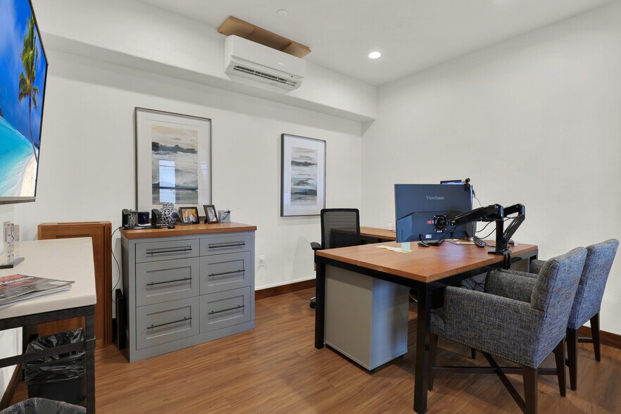 More Photos Of 1403 N El Camino Real, San Clemente Office For Sale