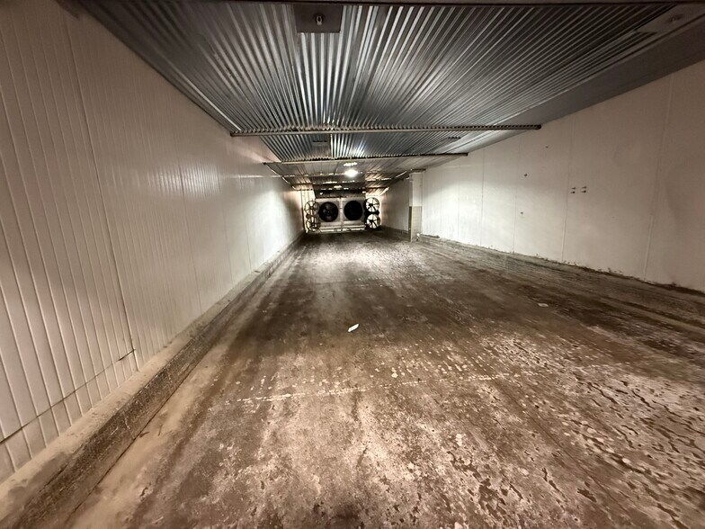 More Photos Of 4001 N American St, Philadelphia Warehouse For Lease