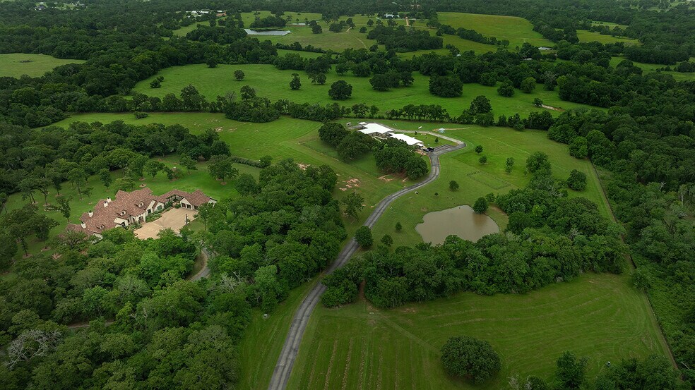 More Photos Of 40693 Center Hill Road rd, Hempstead Specialty For Sale