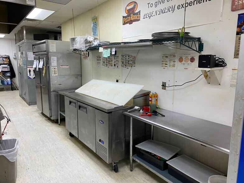 More Photos Of 944 Center Ave, Oostburg Restaurant For Sale