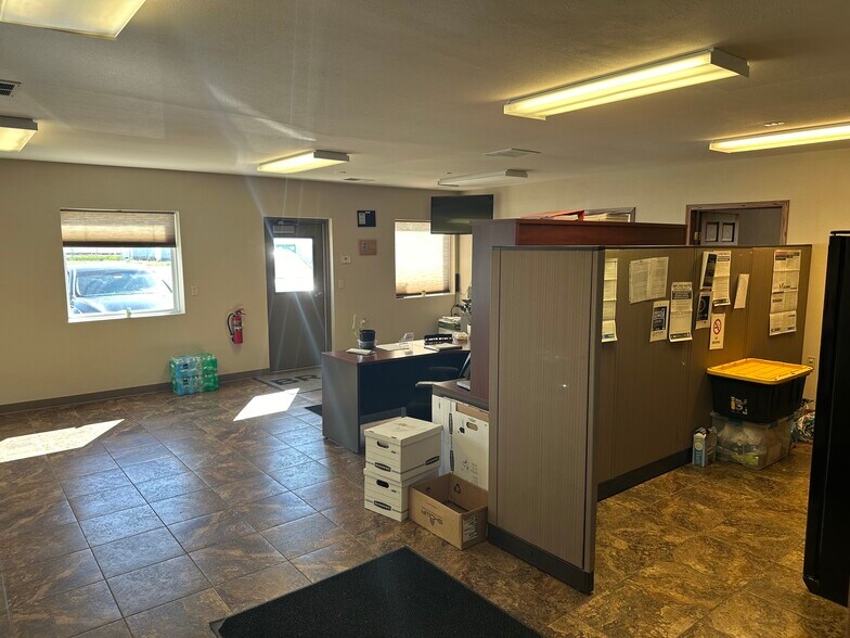 More Photos Of 410 S 1st St, New Salem Industrial For Sale
