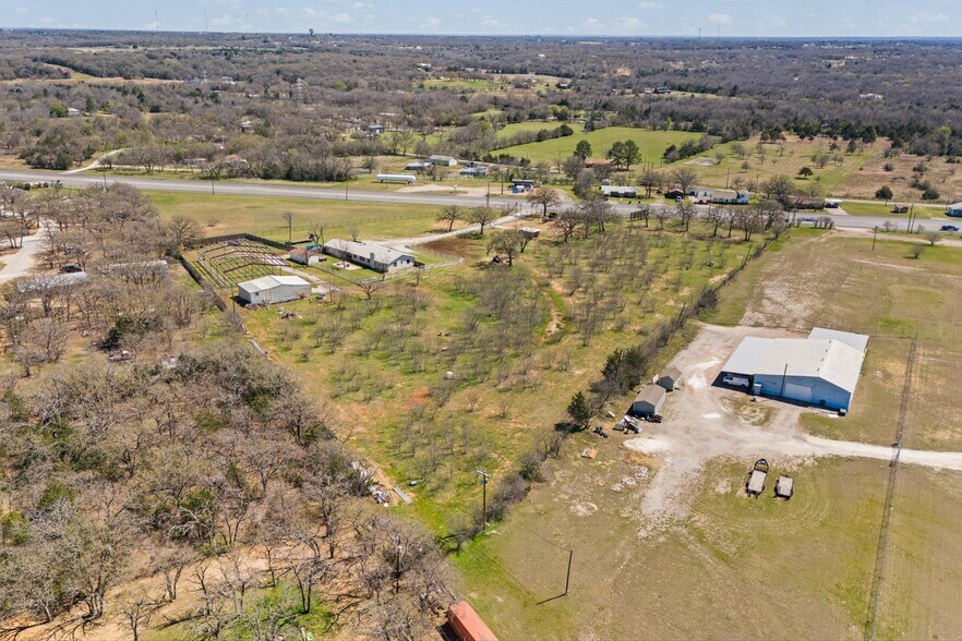 More Photos Of 1641 E Henderson St, Cleburne Land For Sale