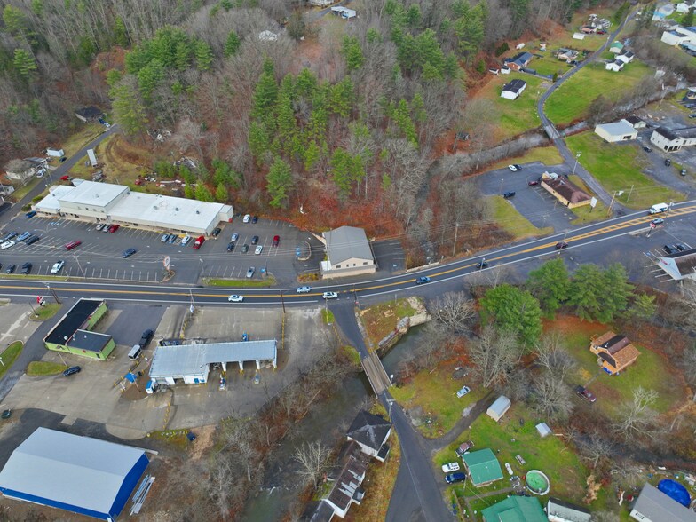 More Photos Of 725 Ritter Dr, Daniels Storefront Retail Office For Lease