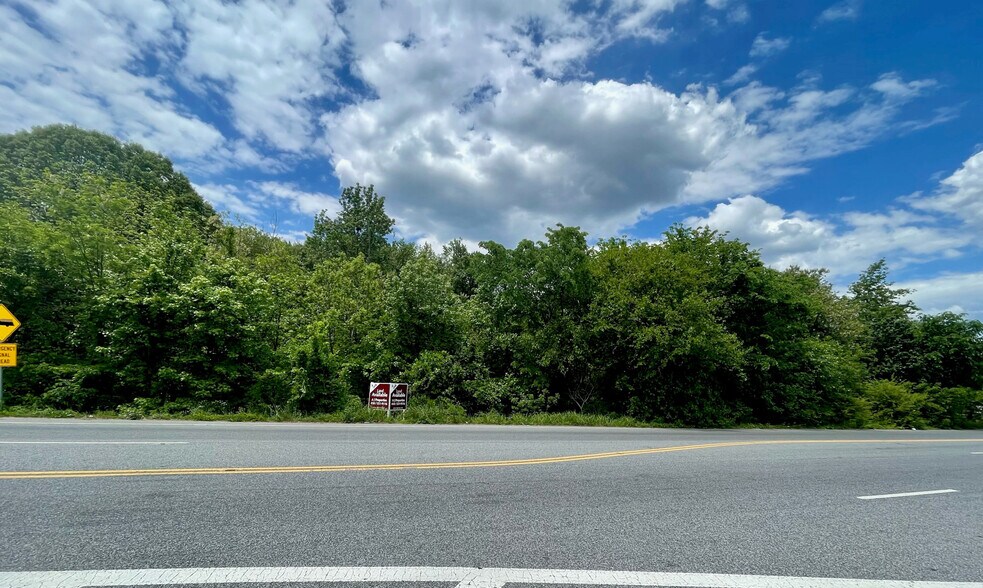 More Photos Of 7860 Telegraph Rd, Severn Land For Sale