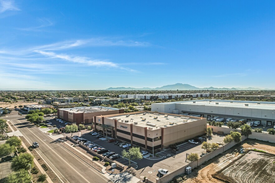 More Photos Of 2675 E Cessna Dr, Chandler Warehouse For Sale