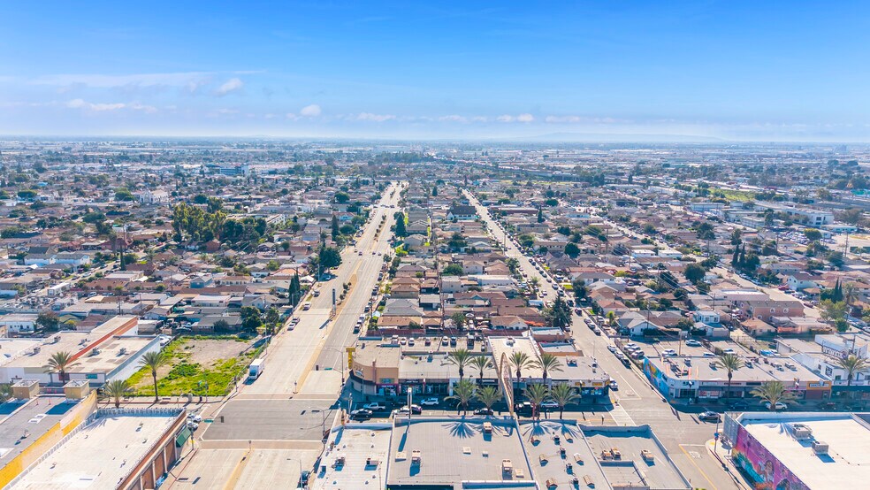 More Photos Of 4628 Whittier Blvd, Los Angeles General Retail For Sale