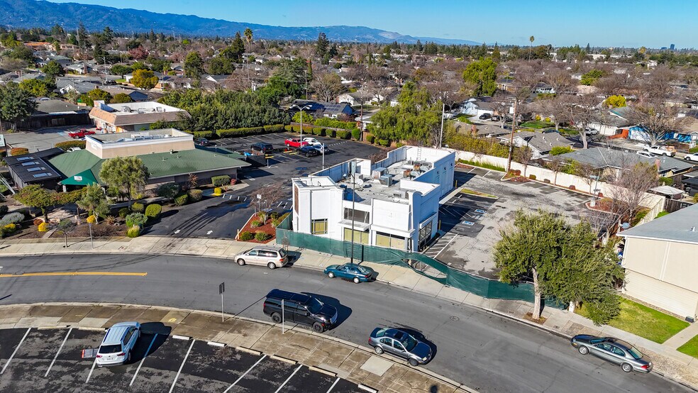 More Photos Of 1395 Stanwood Dr, San Jose Fast Food For Sale