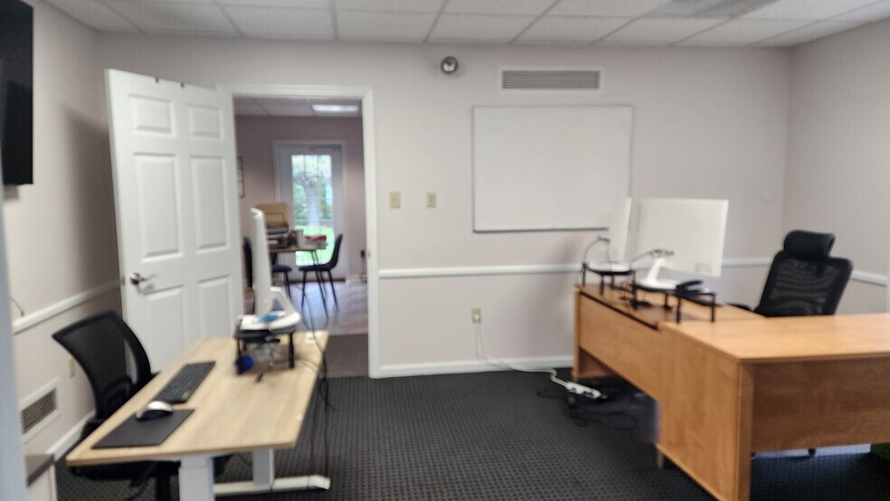 More Photos Of 18 N Village Ave, Exton Office For Sale