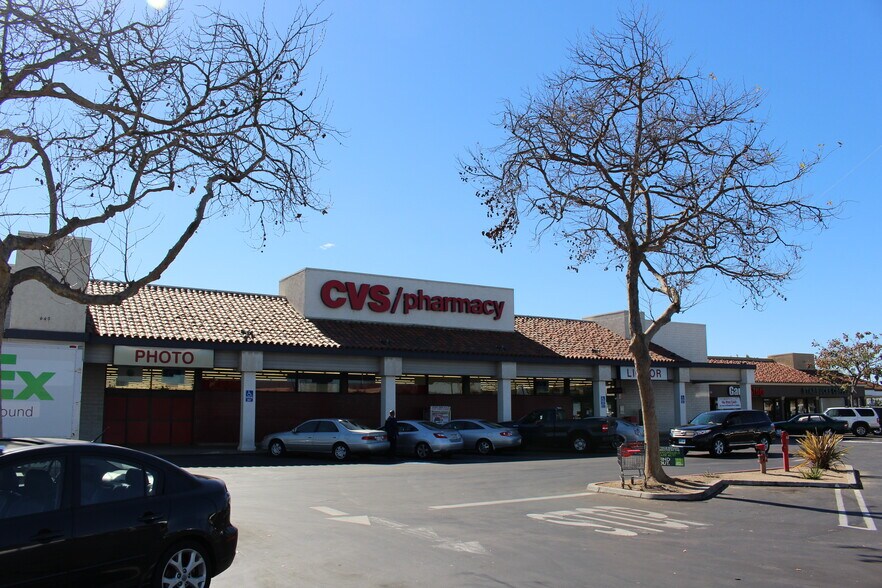 More Photos Of 525-695 Saturn Blvd, San Diego Unknown For Lease