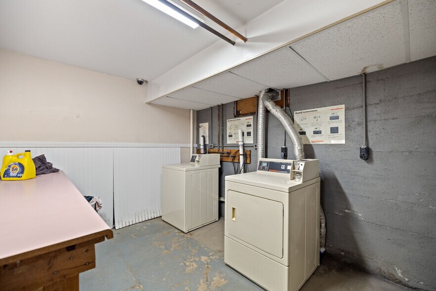 More Photos Of 524 Sunapee St, Newport Apartments For Sale