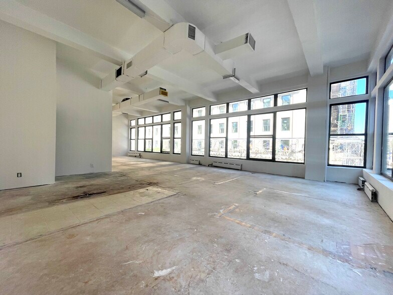 More Photos Of 300 W 56th St, New York Restaurant For Lease