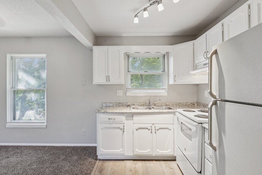 More Photos Of 8000-8034 E 88th Ter, Kansas City Apartments For Sale