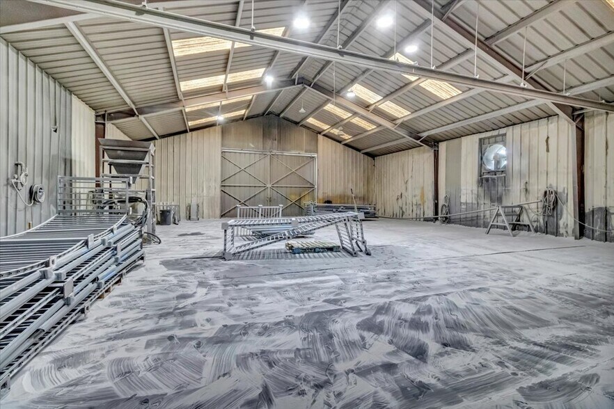 More Photos Of 438 Sardis Church Rd, Moultrie Industrial For Sale