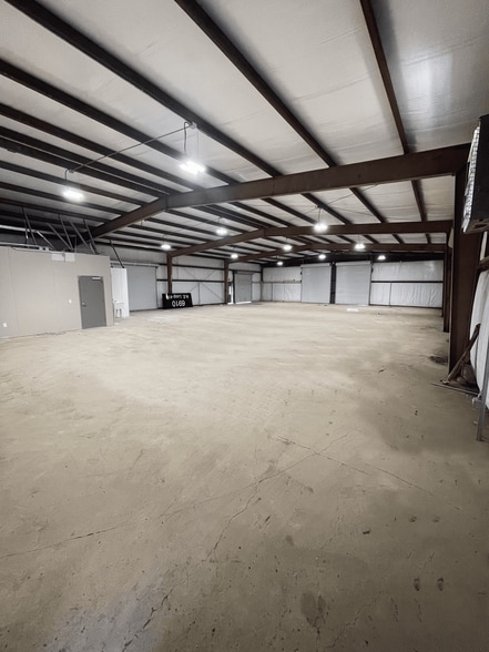 More Photos Of 6910 NE Loop 410, San Antonio Unknown For Lease