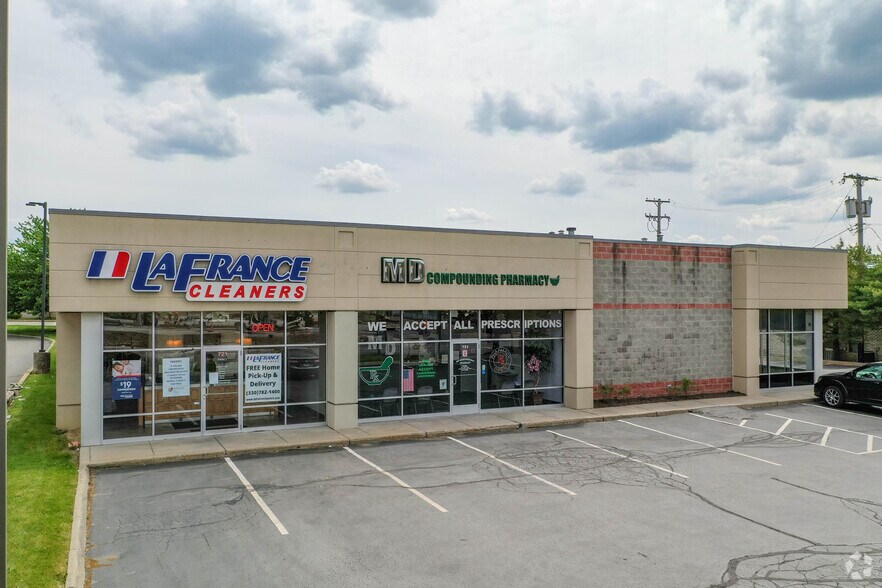 More Photos Of 721 Boardman-Canfield Rd, Boardman Freestanding For Lease