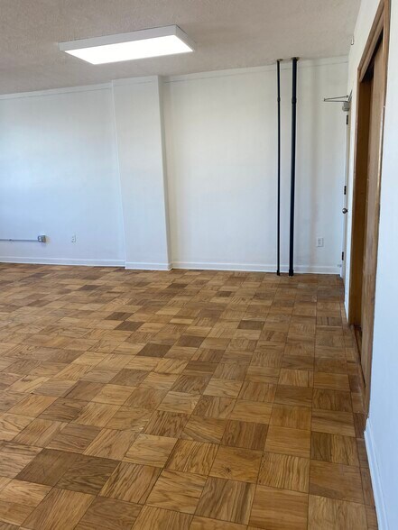 More Photos Of 319 N Wayne St, Piqua Loft Creative Space For Lease