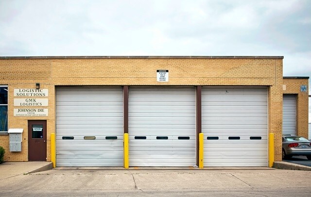 More Photos Of 2600 Washington Blvd, Bellwood Light Manufacturing For Lease