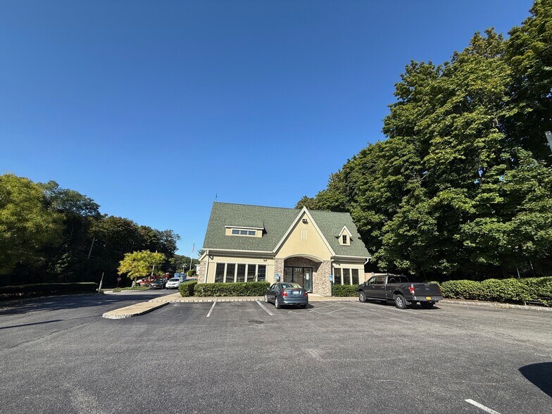 More Photos Of 351 Fort Salonga Rd, Northport Healthcare For Lease