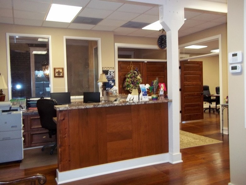 More Photos Of 1808 Front St, Slidell Office For Lease