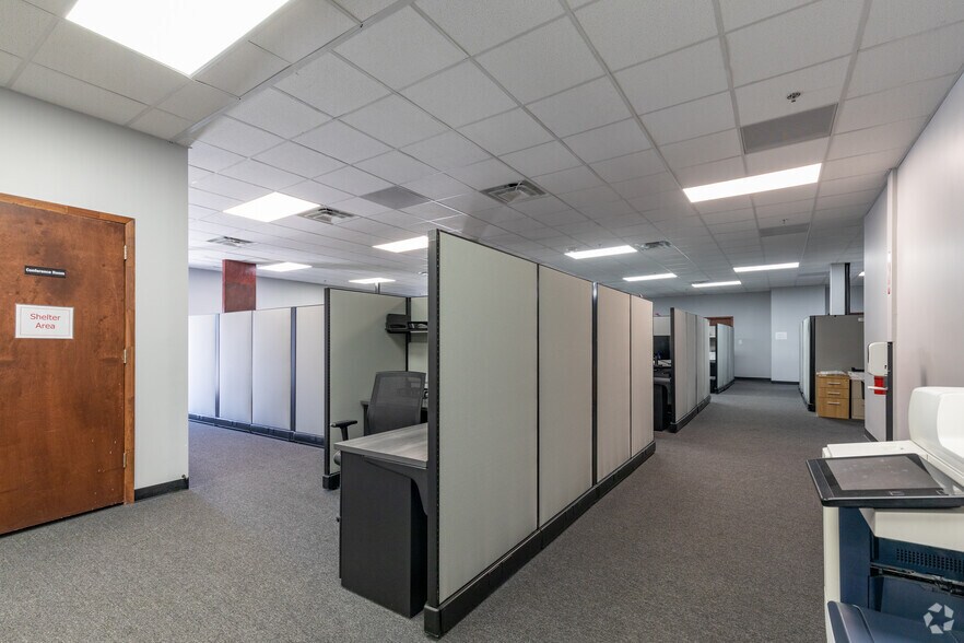 More Photos Of 14025 West Rd, Houston Office For Sale
