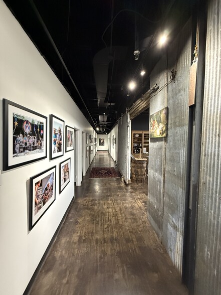 More Photos Of 3029 3rd Ave S, Birmingham Showroom For Sale