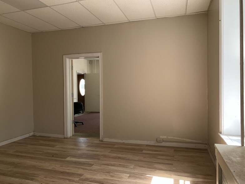 More Photos Of 423 James St, Syracuse Office Residential For Sale