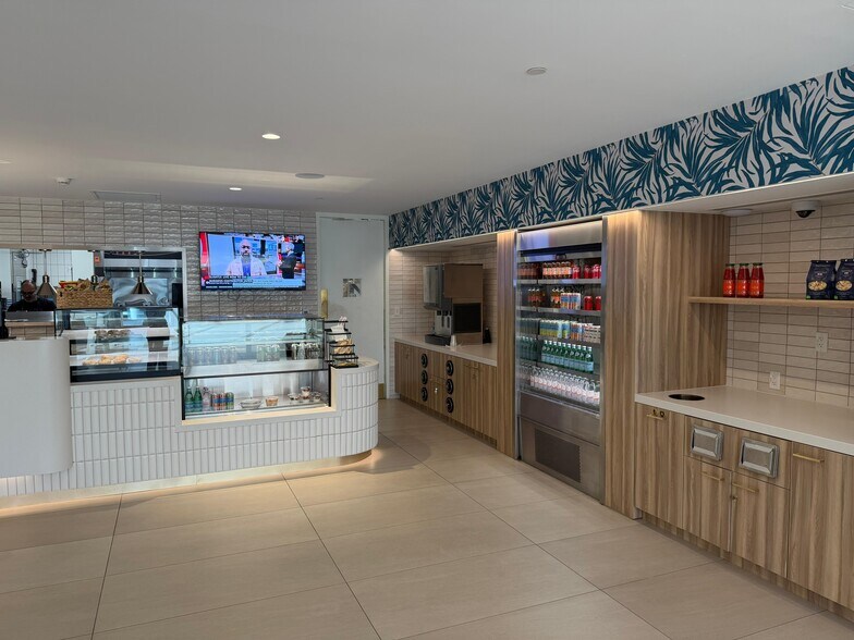 More Photos Of 2601 S Bayshore Dr, Coconut Grove Office For Lease