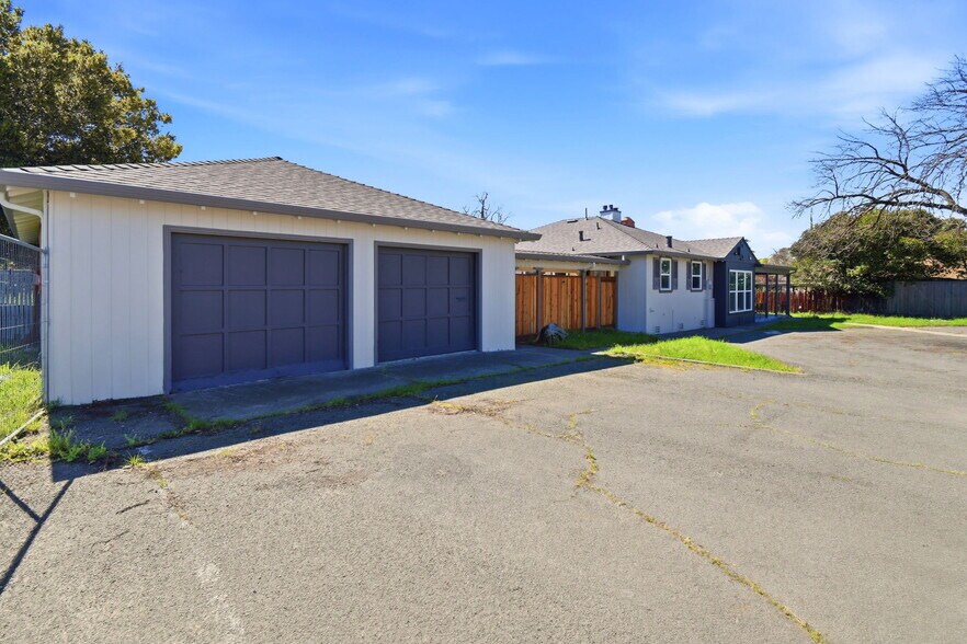 More Photos Of 2417 Springs Rd, Vallejo Daycare Center For Lease