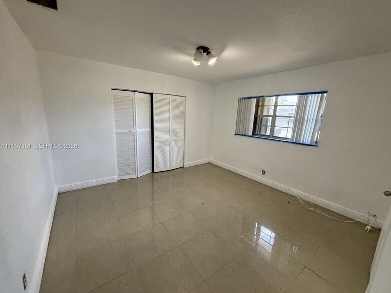 More Photos Of 1471 NW 22nd St, Fort Lauderdale Multifamily For Sale