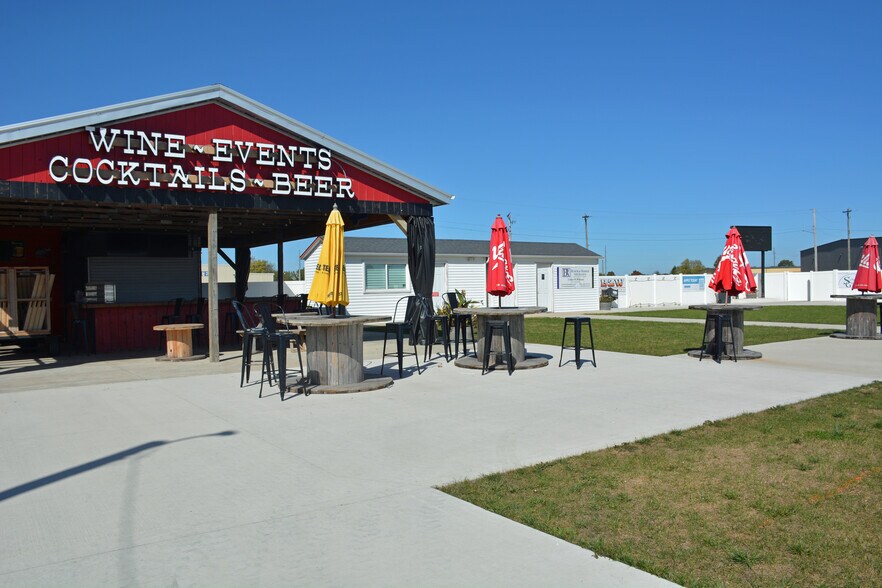 More Photos Of 555 Ohio st, Kendallville Land For Sale