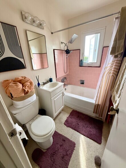 More Photos Of 2438-2446 India St, San Diego Apartments For Sale