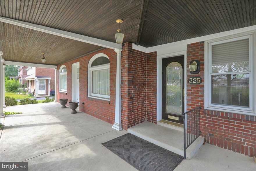 More Photos Of 325 E Lancaster Ave, Reading Office Residential For Sale