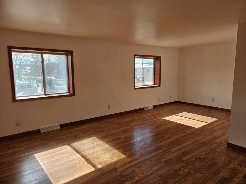More Photos Of 624 Central Ave, Florence Storefront Retail Residential For Sale