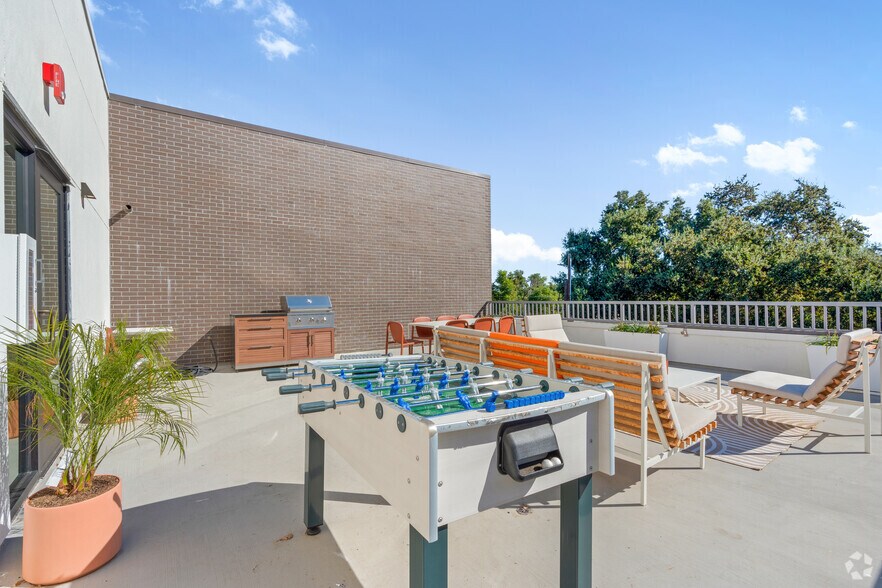 More Photos Of 301 D St, West Sacramento Apartments For Sale