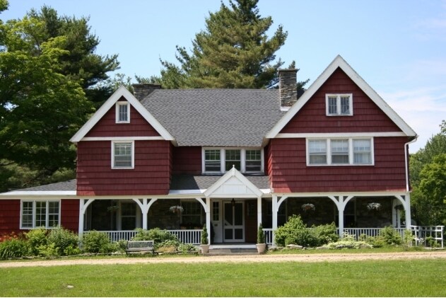 More Photos Of 885 Washington Mountain Rd, Washington Hotel For Sale