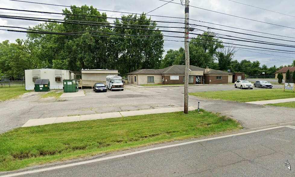 More Photos Of 2511 Mock Rd, Columbus Freestanding For Sale