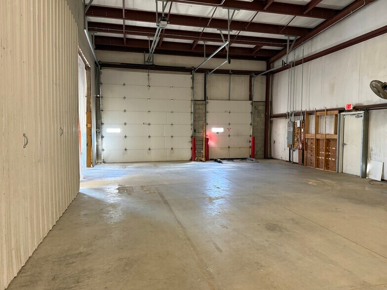 More Photos Of 1010 Brice St, Newark Warehouse For Sale