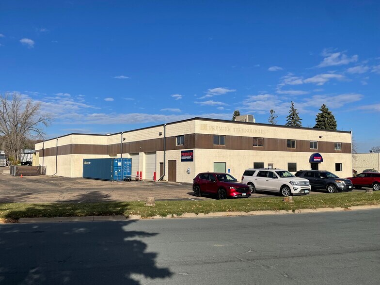 More Photos Of 1 Premier Dr, Long Lake Manufacturing For Sale
