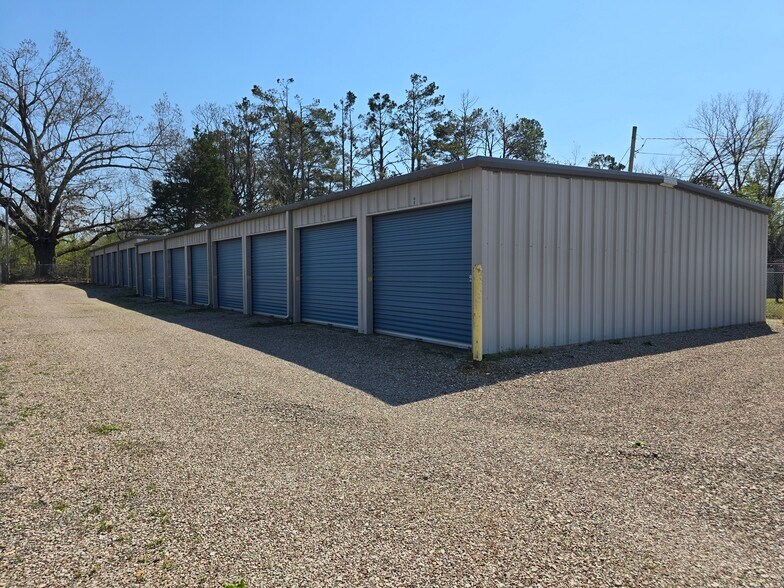 More Photos Of 360 Black Pl, Savannah Self Storage For Sale