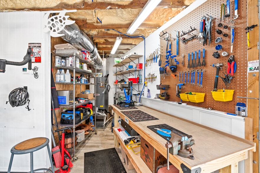 More Photos Of 2997 N Us Highway 1, Fort Pierce Light Manufacturing For Sale