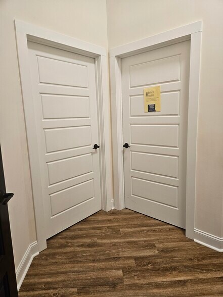 More Photos Of 104-106 W Main St, Wallace Storefront Retail Office For Lease