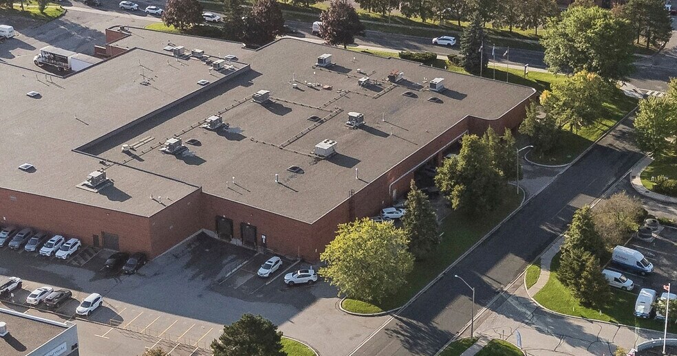 More Photos Of 20 E Pearce St, Richmond Hill Flex For Lease