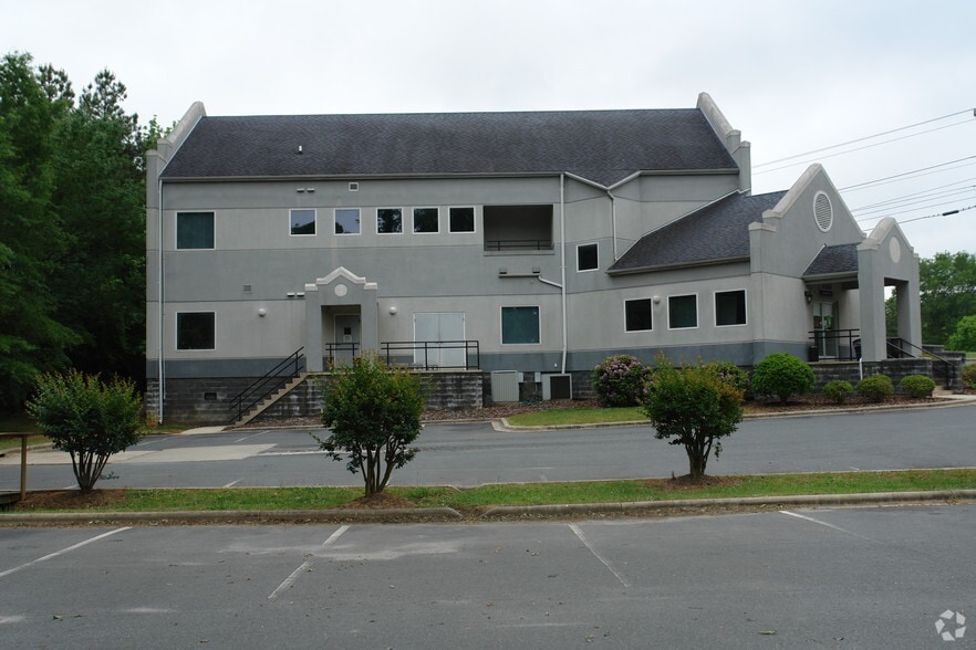 More Photos Of 1774 W Roosevelt Blvd, Monroe Loft Creative Space For Lease