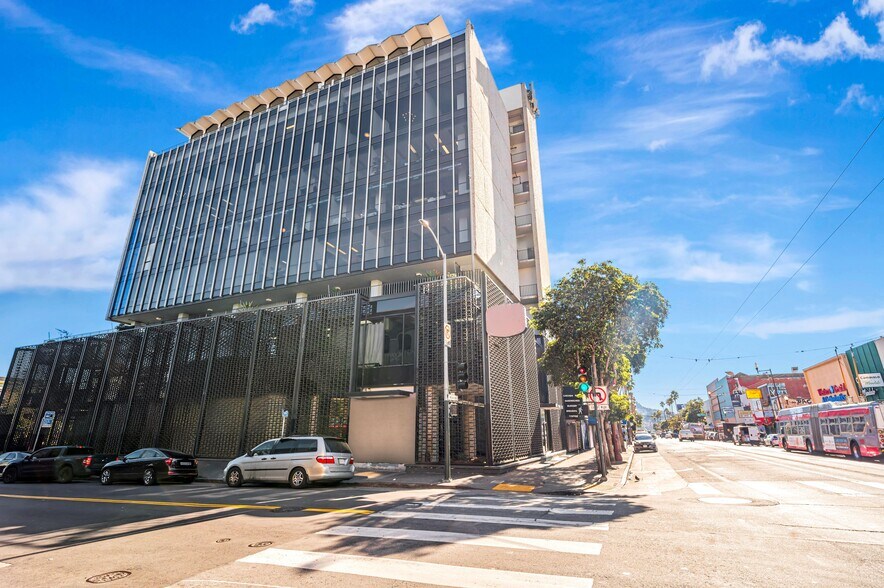 More Photos Of 2601 Mission St, San Francisco Office For Lease