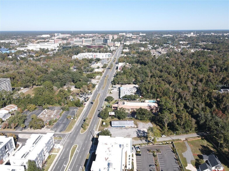 More Photos Of 2445 SW 13th St, Gainesville Storefront Retail Office For Sale