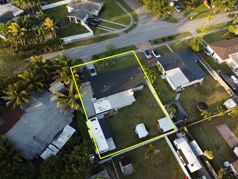 Primary Photo Of 9760 Memorial Rd, Cutler Bay Assisted Living For Sale