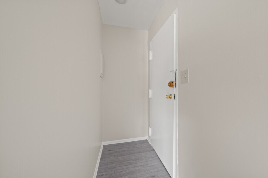 More Photos Of 1795 North Ave, Bridgeport Multifamily For Sale