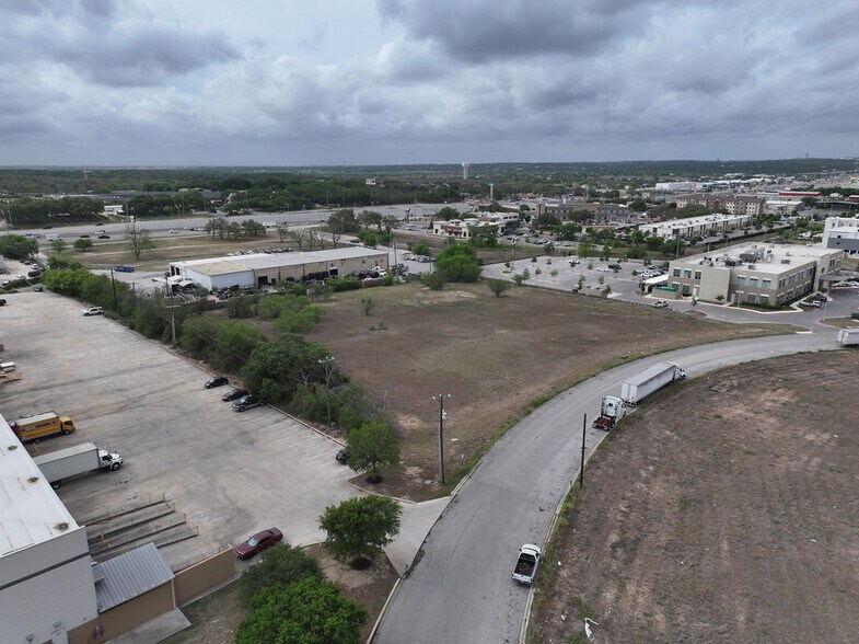 More Photos Of Verde Parkway, Schertz Land For Sale