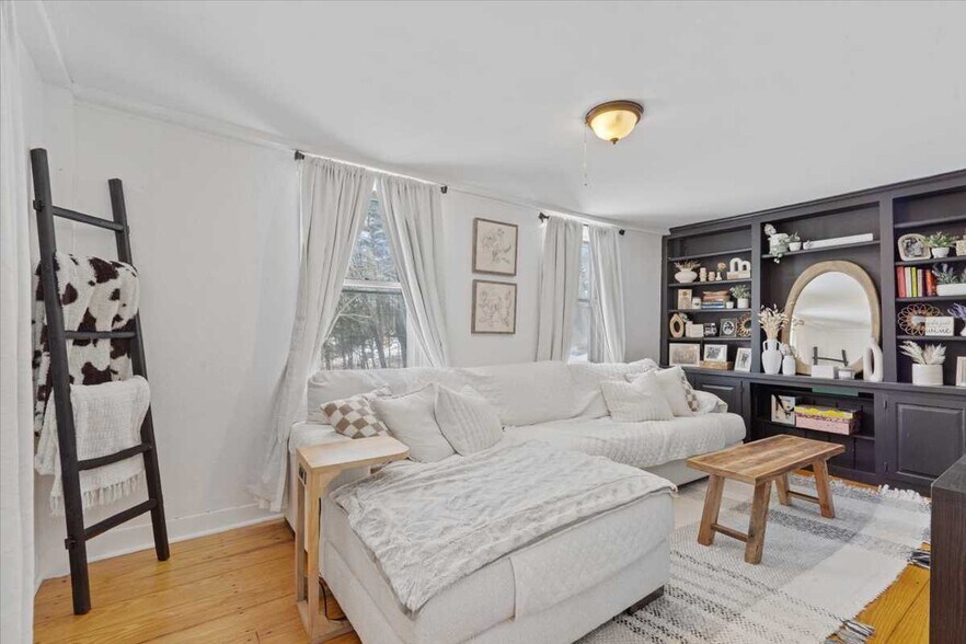 More Photos Of 107 Boston Rd, Sutton Land For Sale