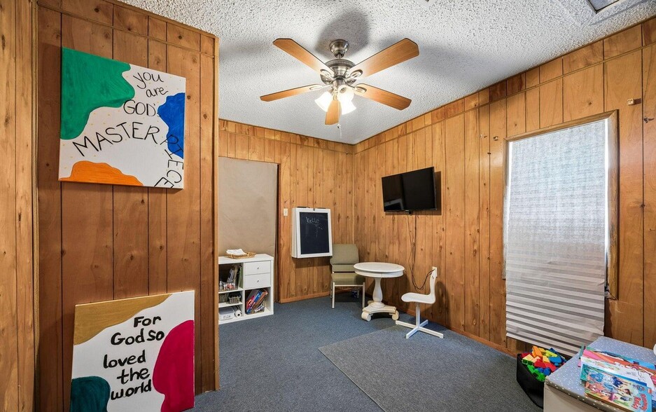 More Photos Of 101 Sesame St, Palatka Religious Facility For Sale